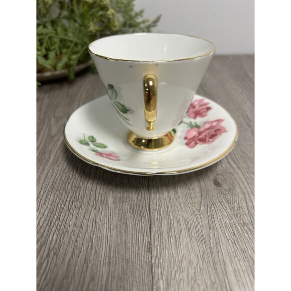 Vintage Bone China Porcelain Teacup & Saucer Pink Roses Old Royal England - Picture 3 of 6